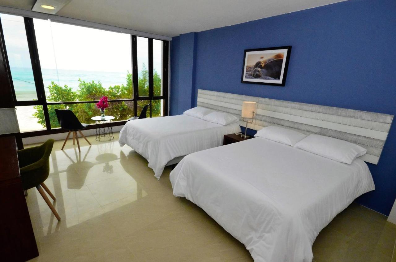 Casita De La Playa Hotel Puerto Villamil Exterior photo
